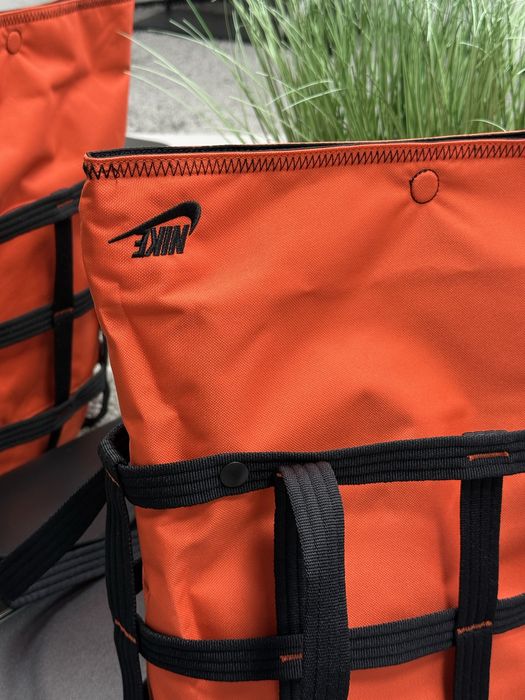 Жіноча Двостороння сумка Nike