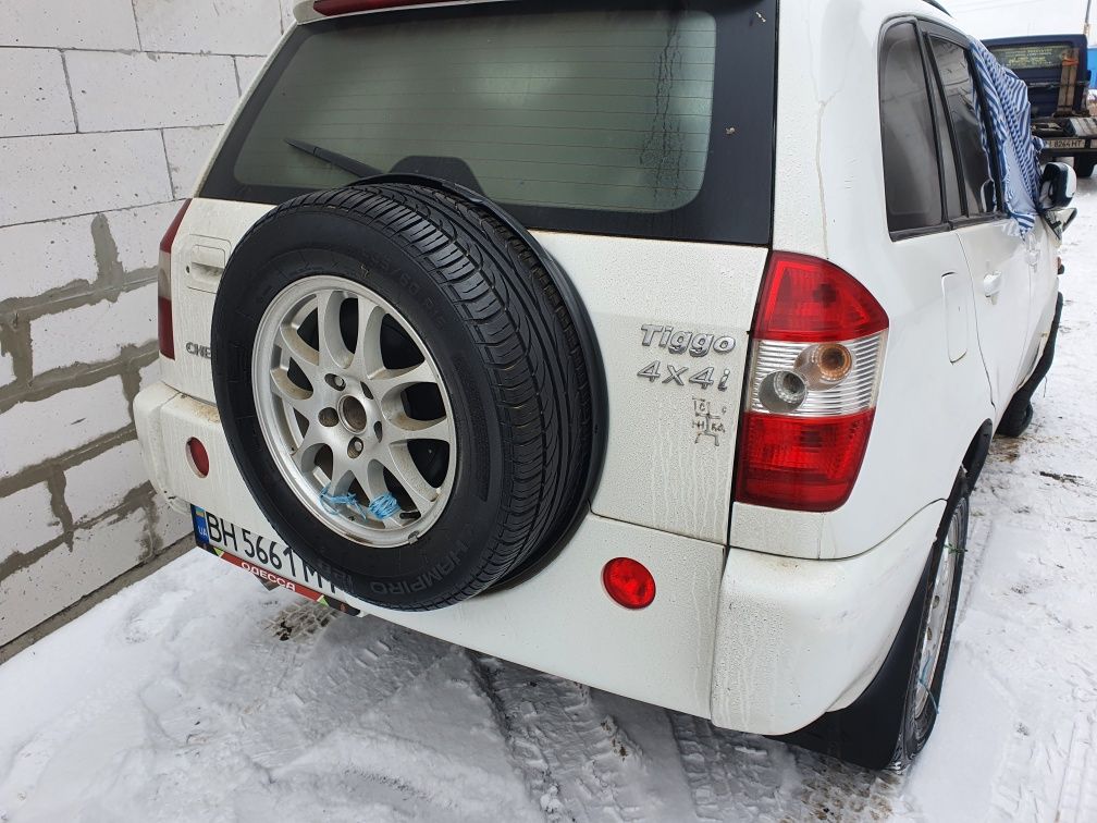 Крышка багажника CHERY tiggo  чери тиго  4×4