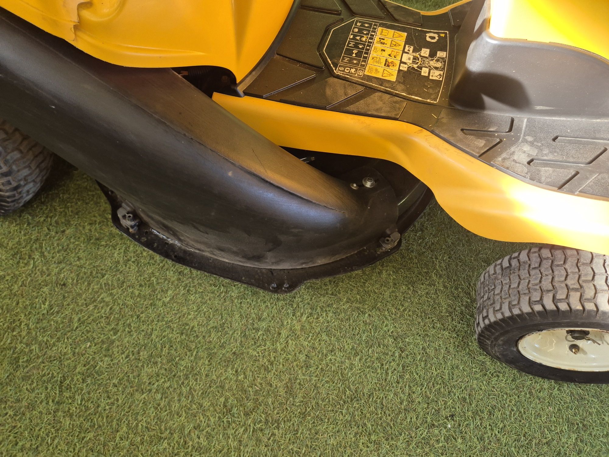 Traktorek kosiarka Cub Cadet 13KM pompa oleju automat zwinna zgrabna