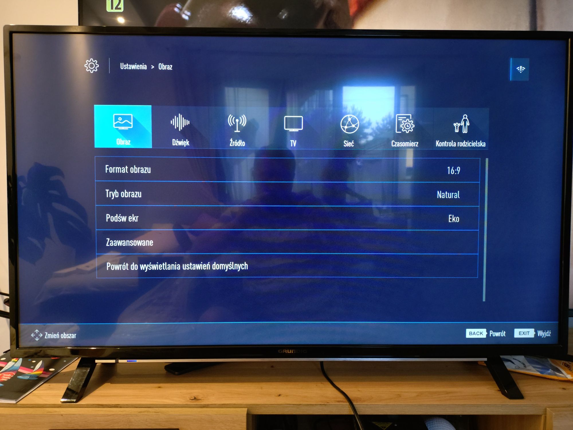 Telewizor LED 43" plus dekoder