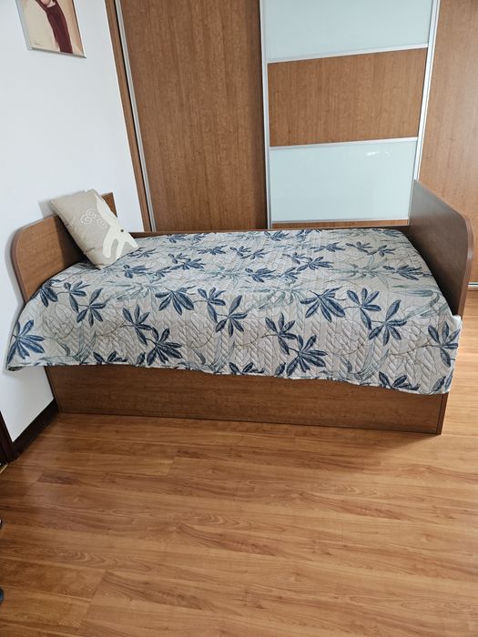 Cama em excelente estado