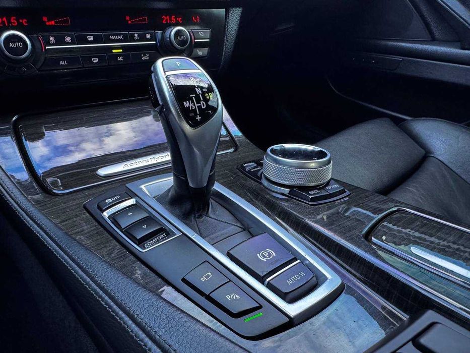 BMW 5 Series 2013 Гибрид 3,0