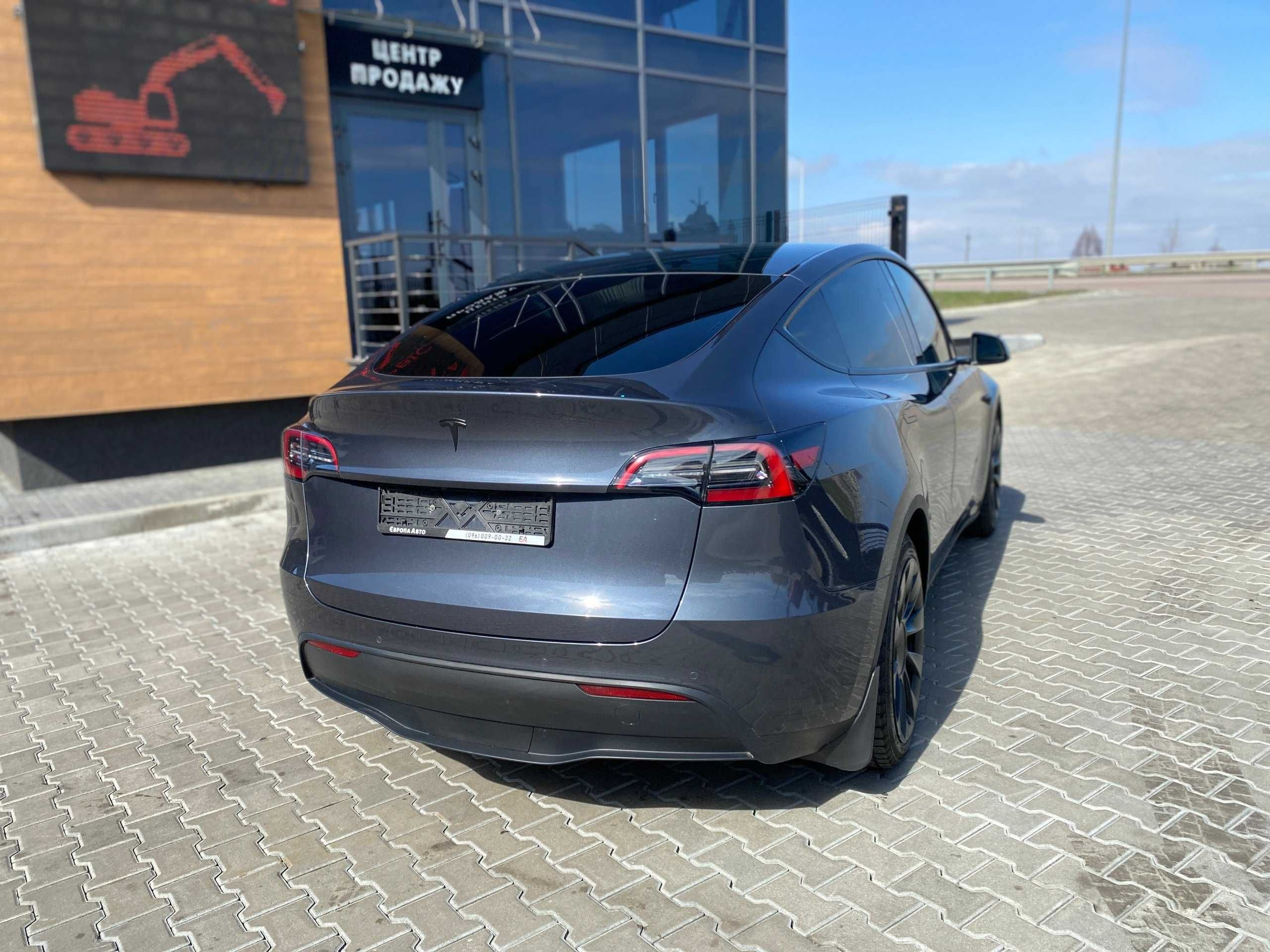 Tesla Model Y Long Range 85 kWh (514 лс) Dual Motor - 2021 рік