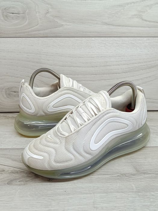 Białe damskie lub dziecięce buty sportowe sneakersy Nike Air Max 720Ma