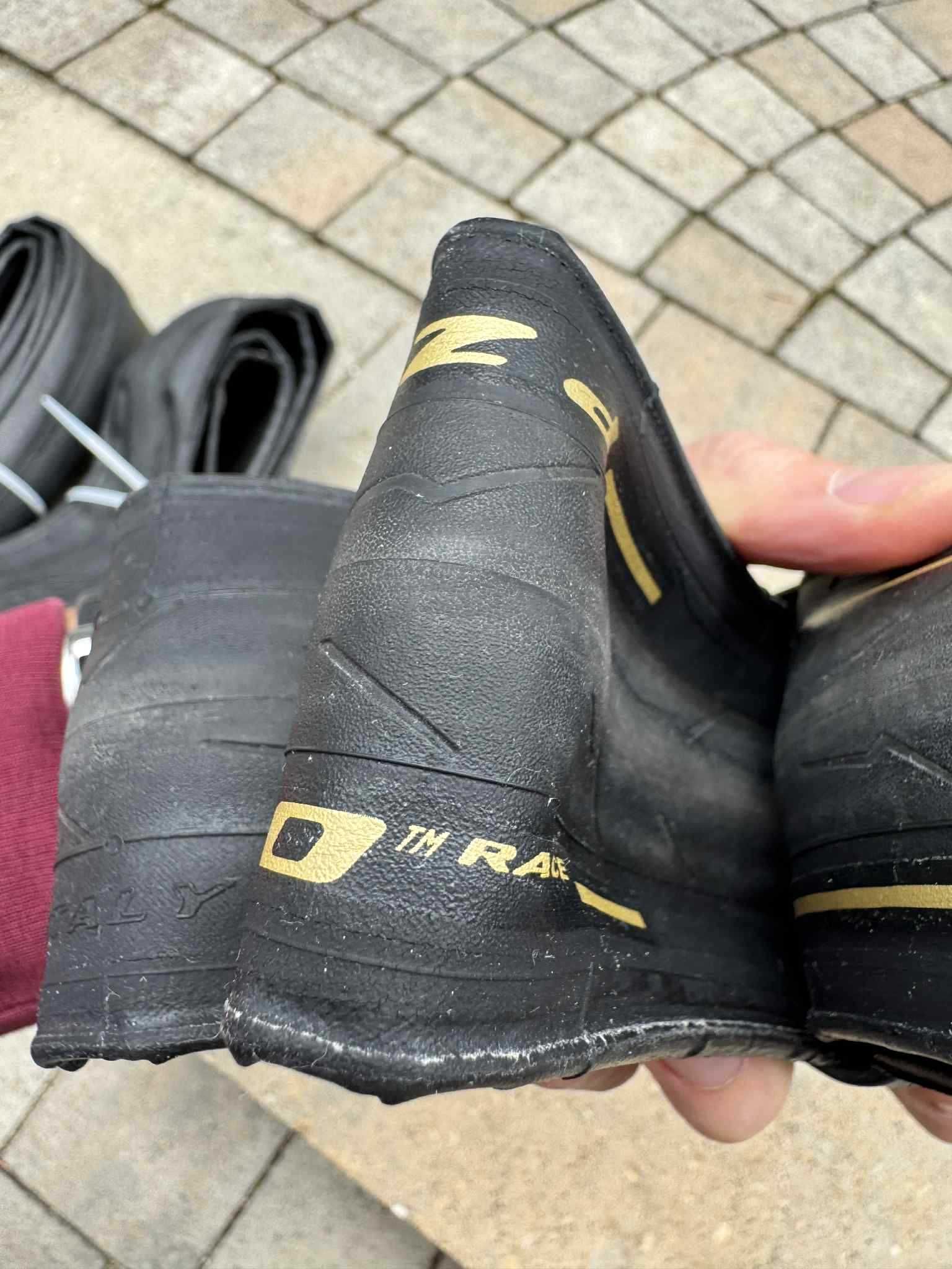 Opona Pirelli TM Race Colour Edition 700x26C