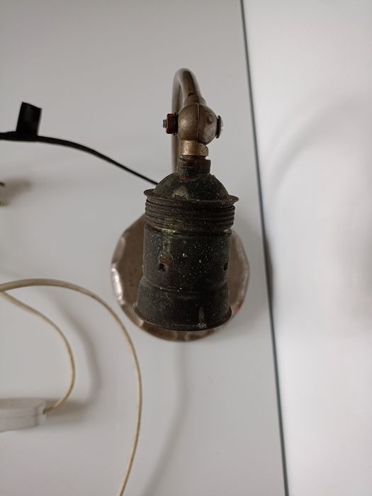 Lampka stołowa kinkiet