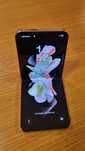 Samsung Galaxy Flip4