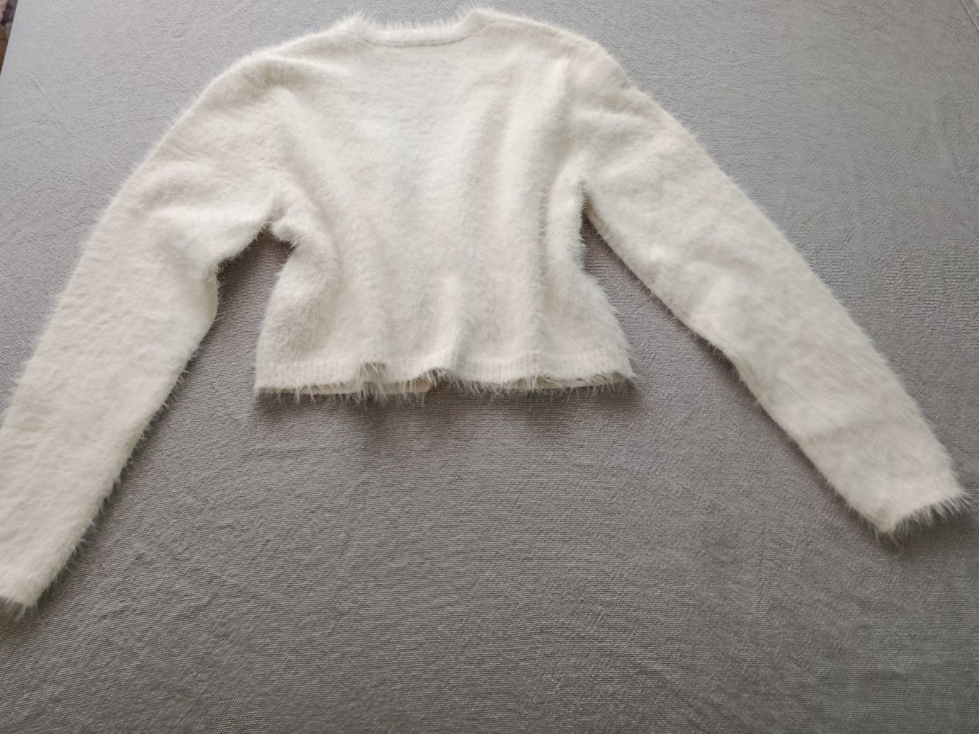 Sweterek ślubny, miękki, przyjemny materiał S/M