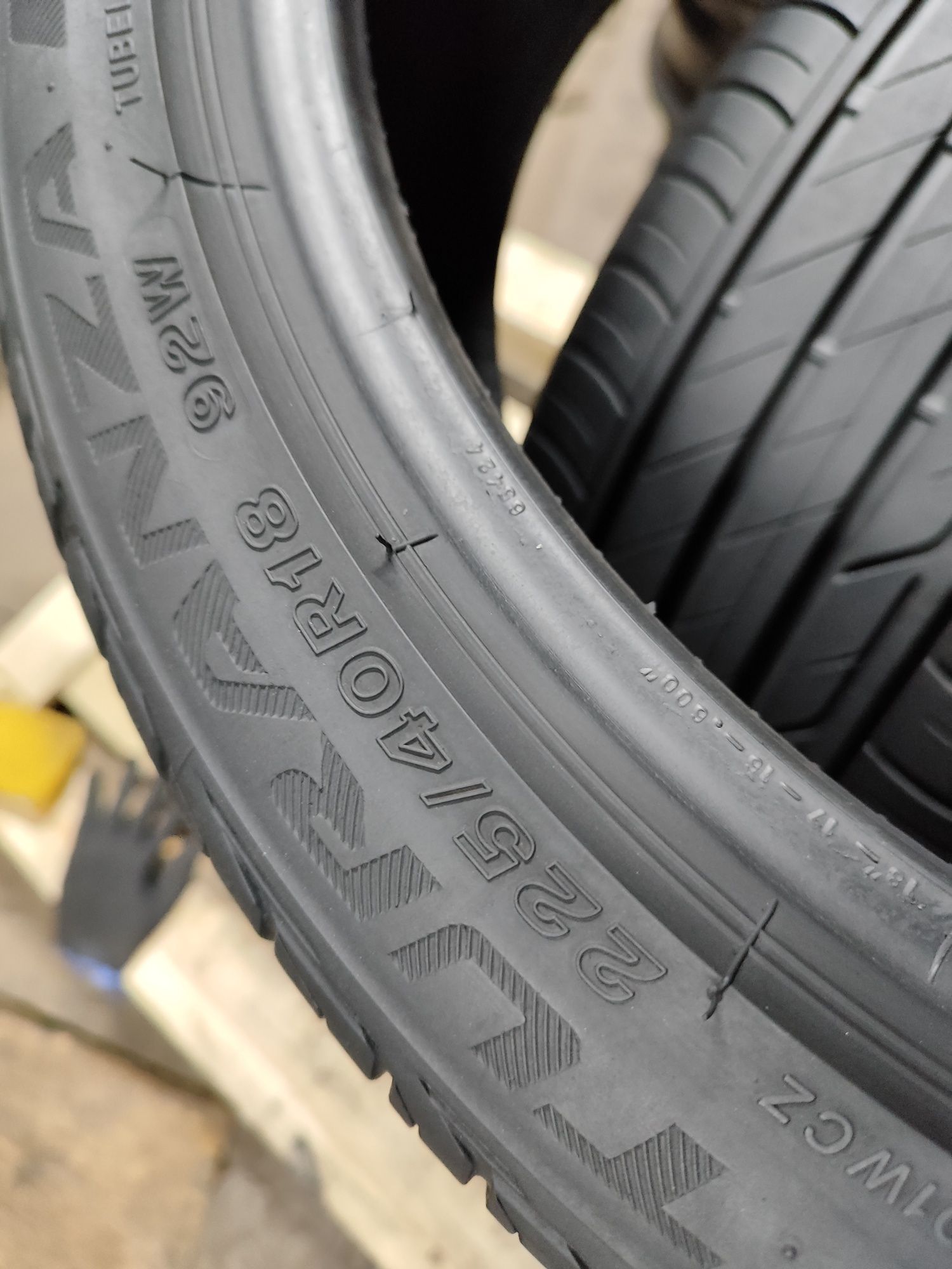 225 40 R18 Bridgestone Turanza T001 шини б.у Літо пара 2шт