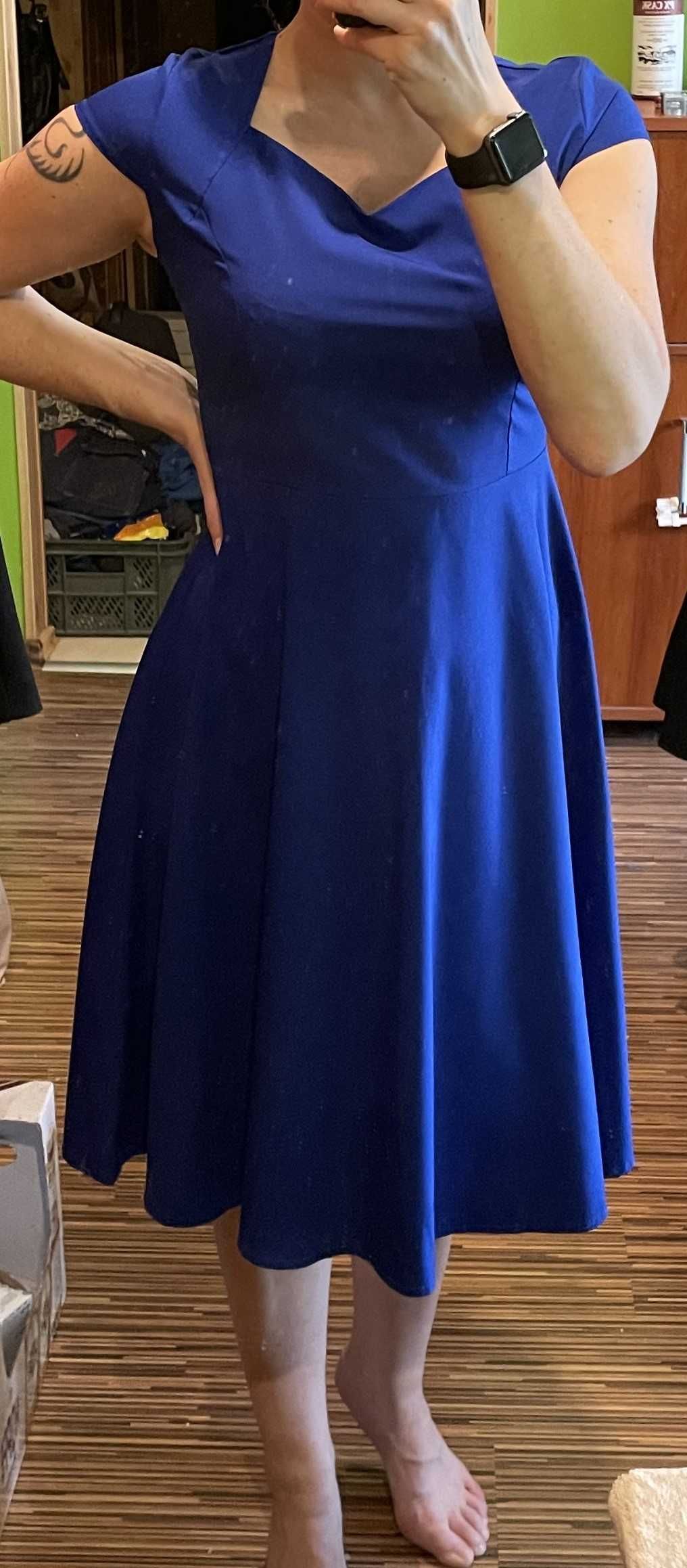 Sukienka lekka letnia niebieska