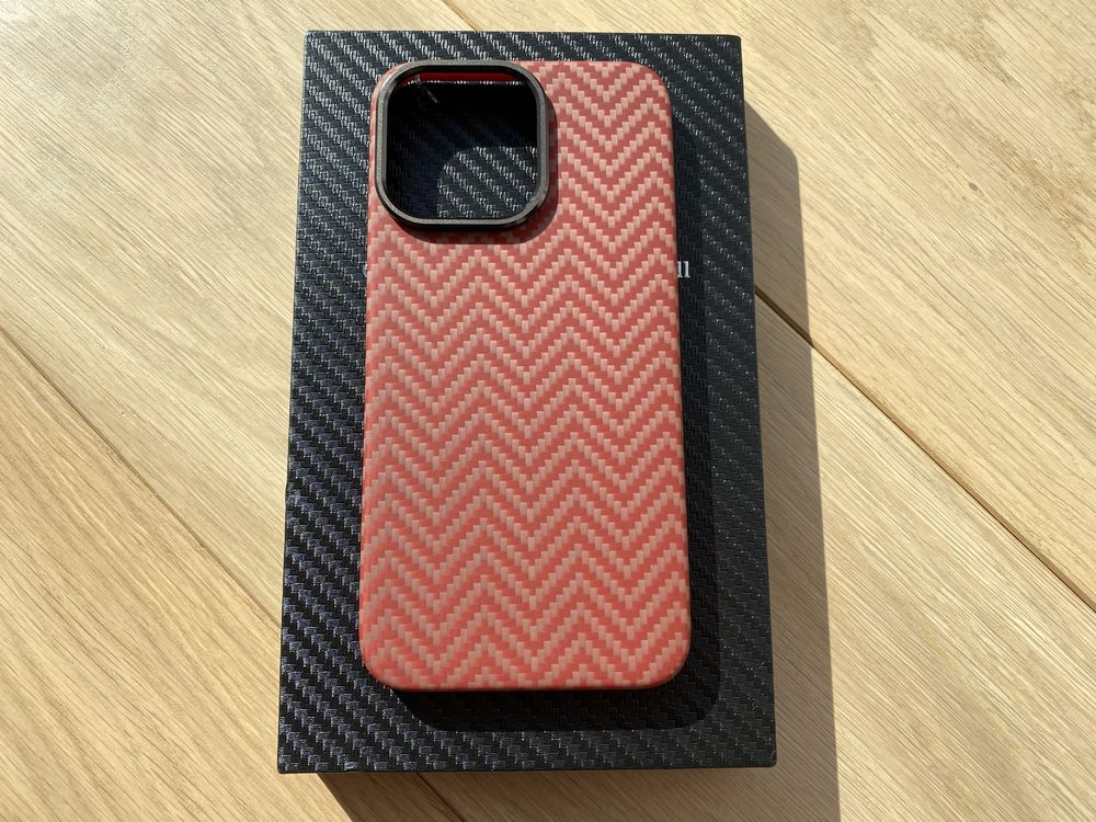 Carbon Red - чохол для Apple IPhone 13 Pro - бампер карбон
