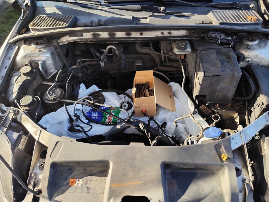 Ford Mondeo 2010 r. uszkodzony