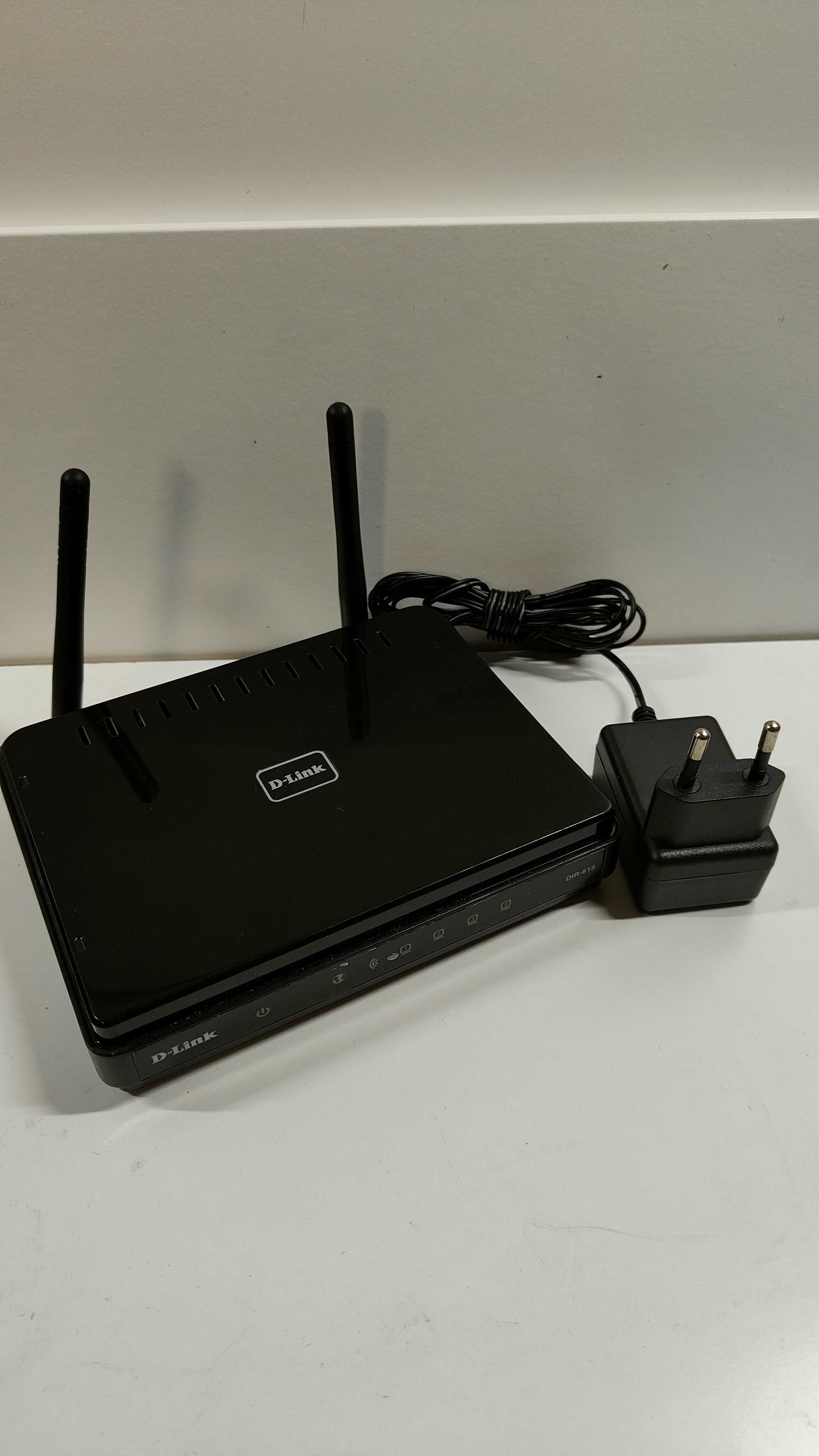 Router Wifi DIR-615