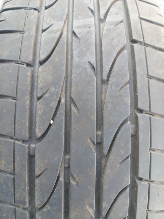 Одна шина 225/45/19 Bridgestone