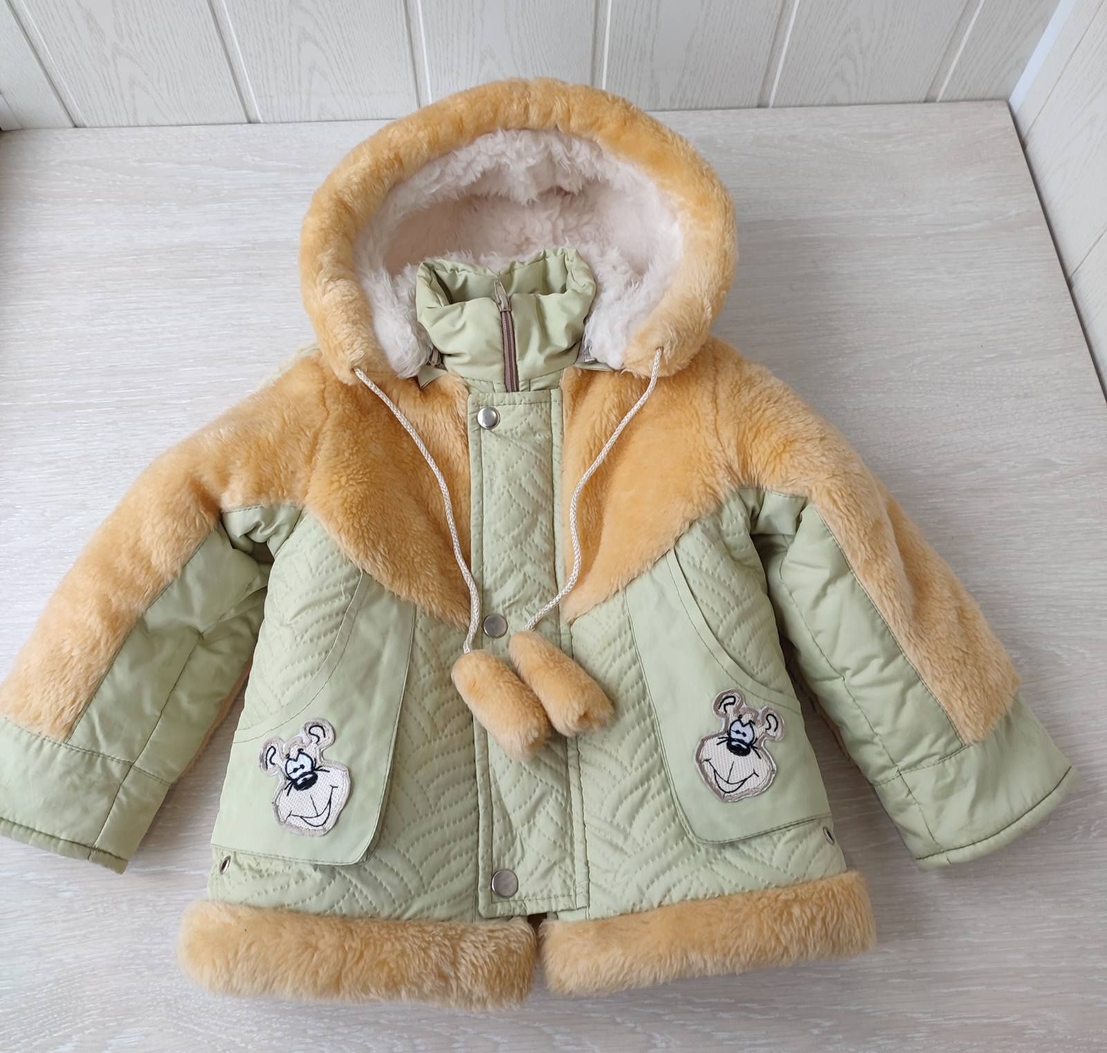 Зимова куртка і комбінезон для малюка