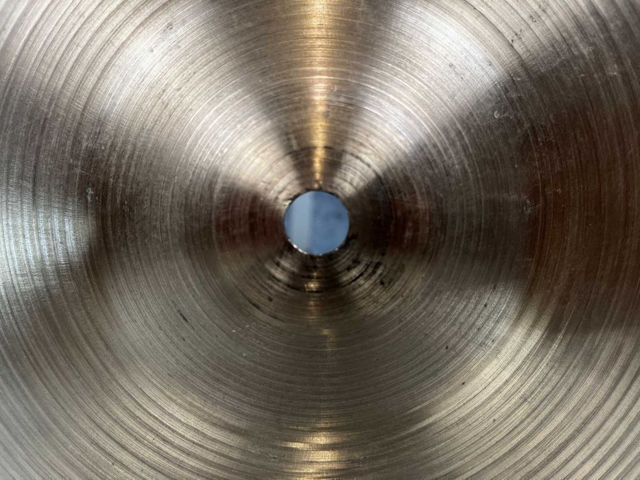 Zildjian Avedis Thin Crash 17” -  Talerz do perkusji 90s 1134g USA