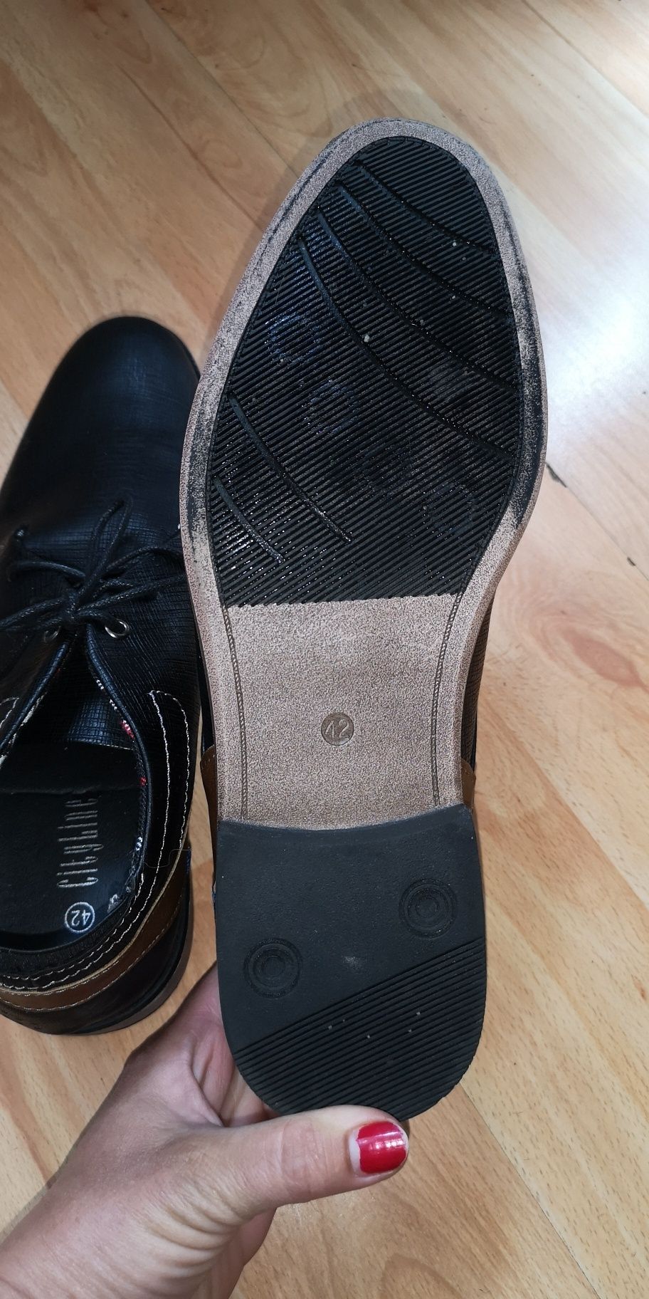 Buty męskie czarne 42