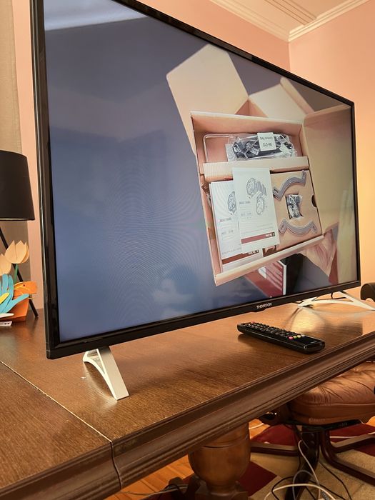 Телевізор Thomson Full HD Тонкий 40-дюймовий