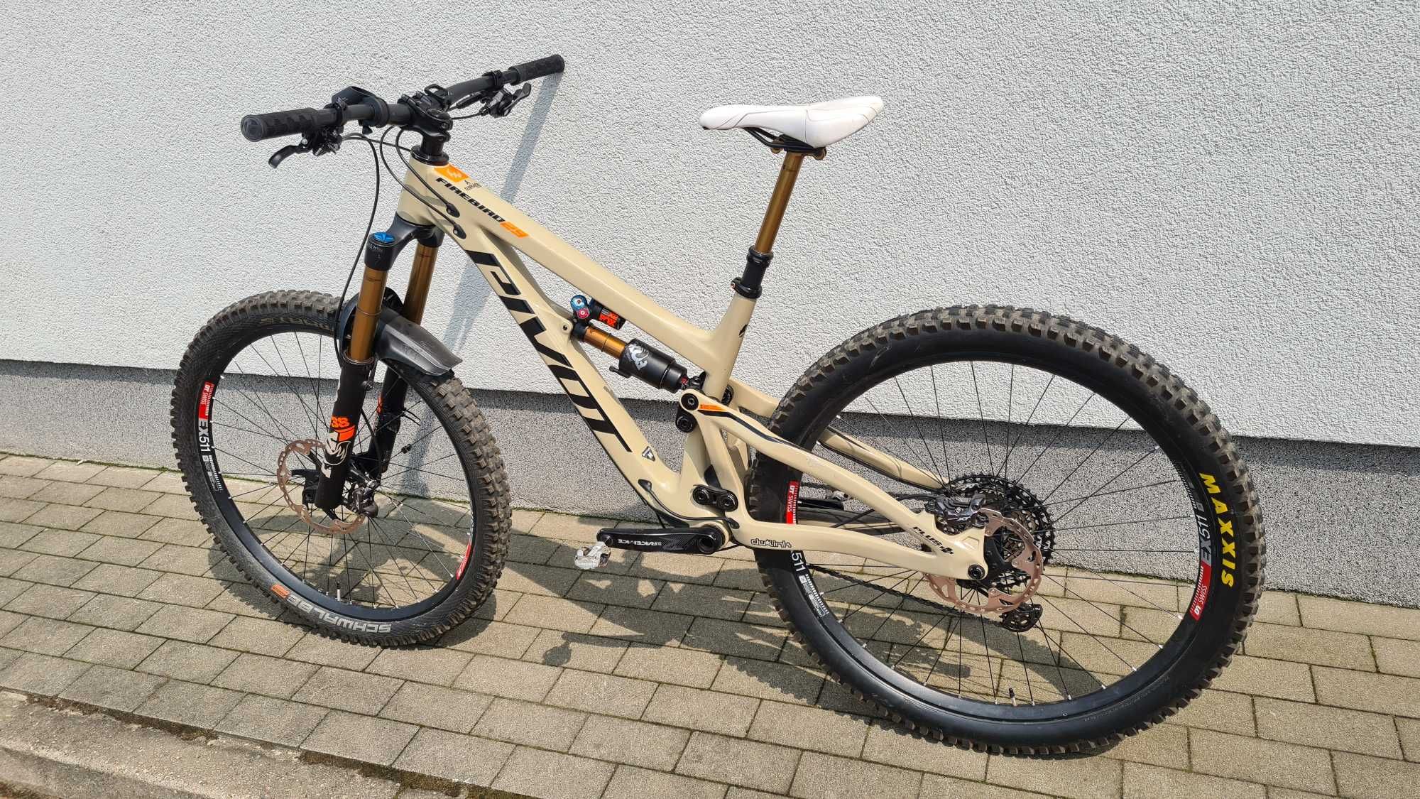 Pivot Firebird 29" M Carbon enduro