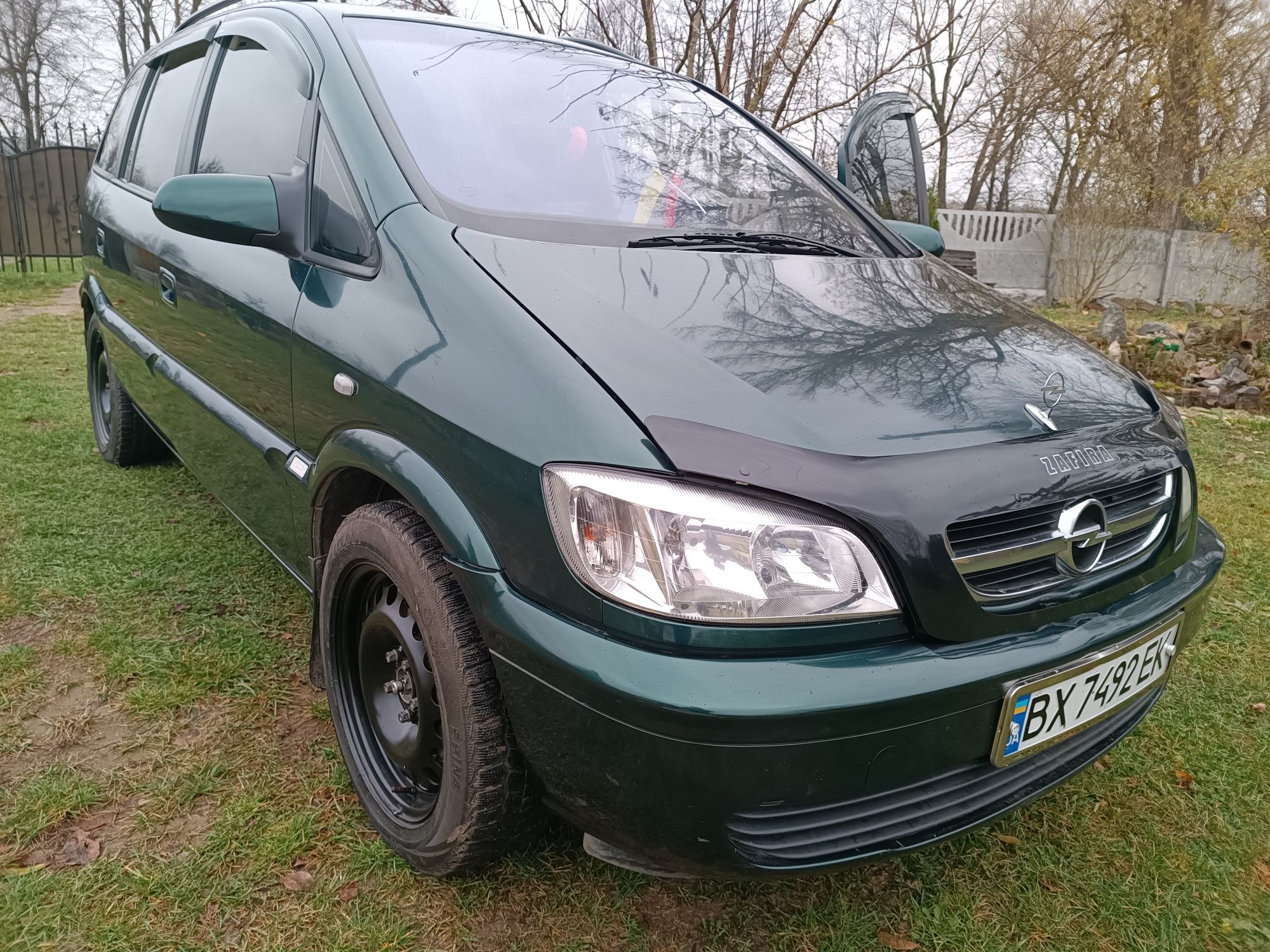 Opel Zafira 2004 року