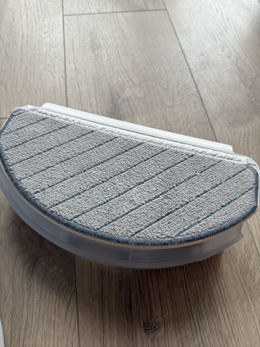 Ecovacs Deebot Ozmo T10 Plus (DBX33)