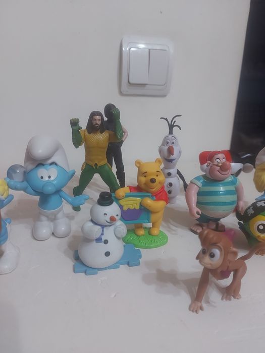 Vários bonecos da Disney e outros SÓ 30Euros