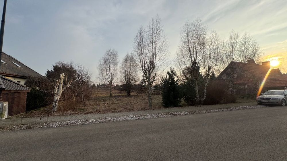 Sprzedam działkę budowlaną w Warszawie ul. Wierzbiny 818 m2