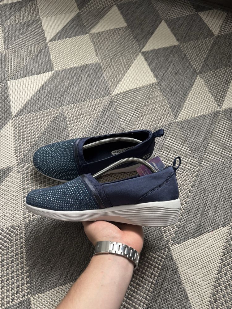 Оригінальні жіночі макасіни Skechers Memory Foam