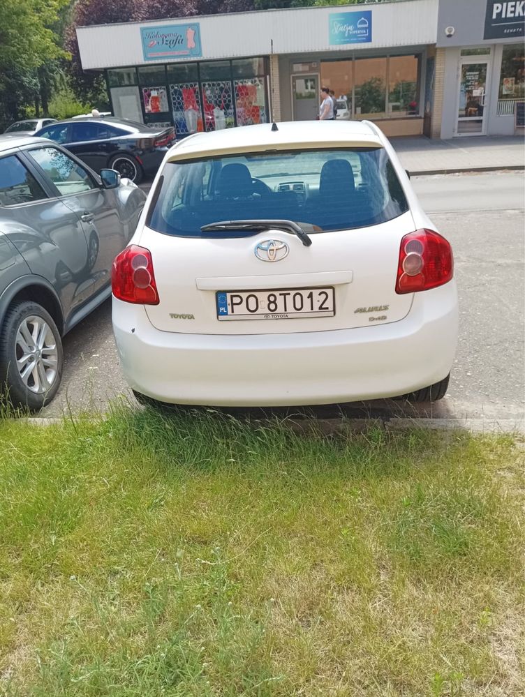 Toyota Auris 2008 1.4 D4D - 90 KM