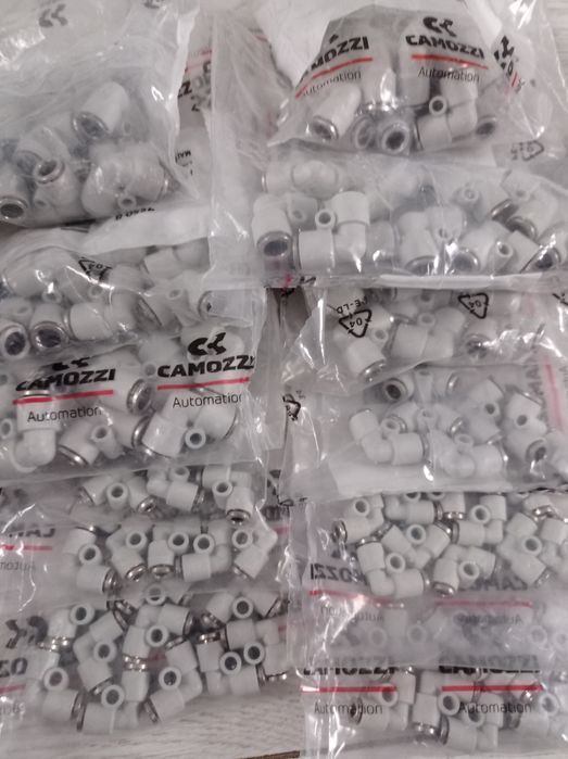 Фитинги CAMOZZI универсальные для пневмооборудования