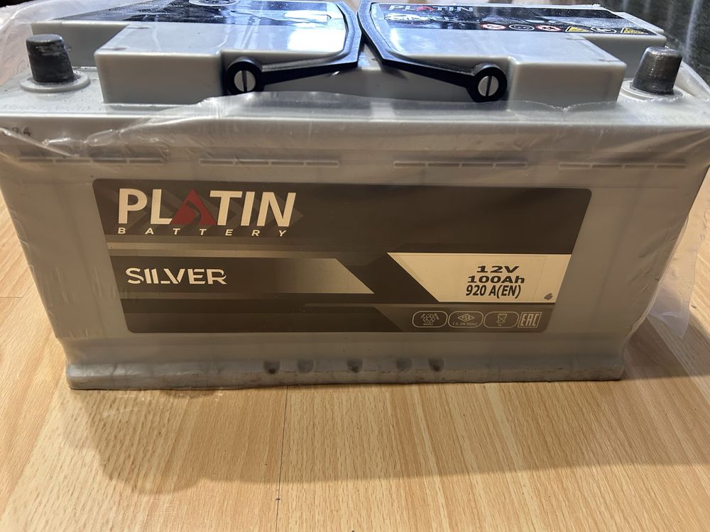 Автомобільний акумулятор PLATIN SILVER MF 6СТ-100 Ah R+ 920 A (EN)