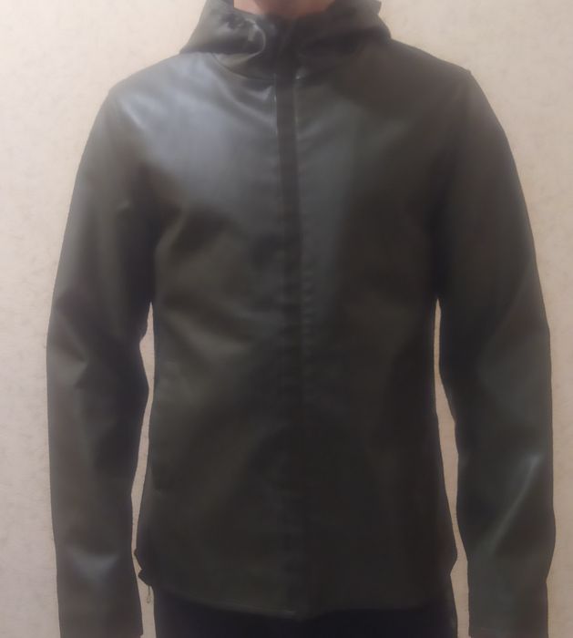 Куртка чоловіча, розмір М