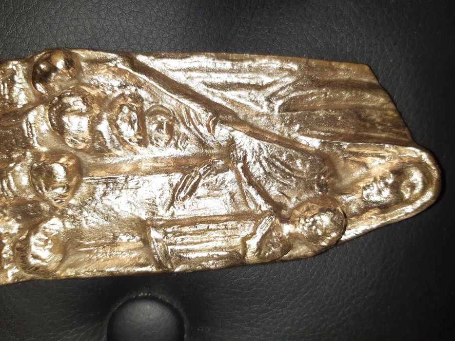 Stara plakietka-płaskorzeźba-obraz- Maryja z dziećmi z brązu, mosiądzu