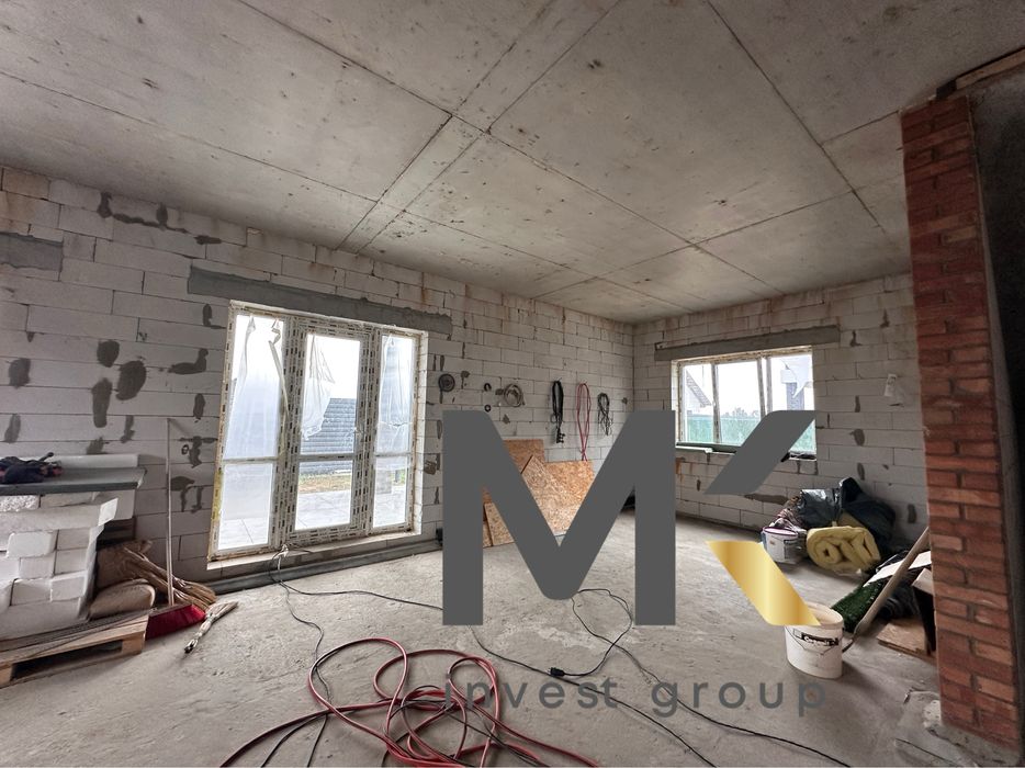 Будинок 2-поверховий із терасою та балконом — Дмитрівка.