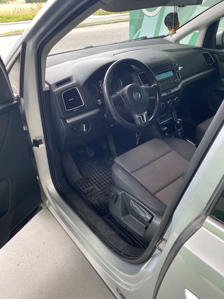 VW Sharan 2.0 tdi