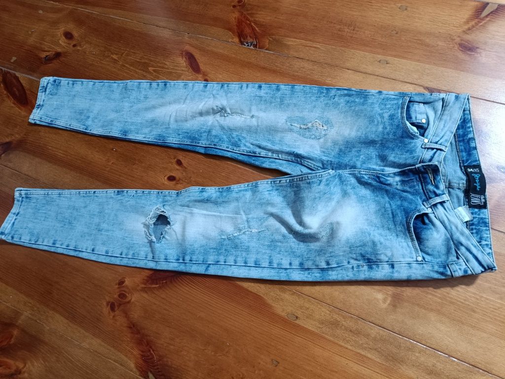 Spodnie jeansy Cropp 34