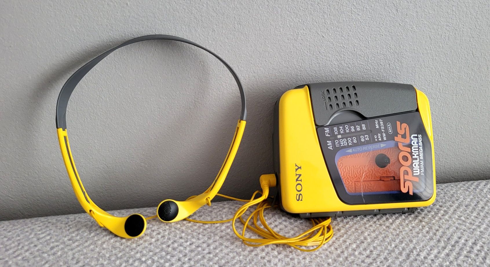 Walkman Sony Sports WM- FS397 + słuchawki