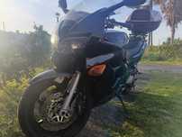 Honda VFR 800 muito estimada