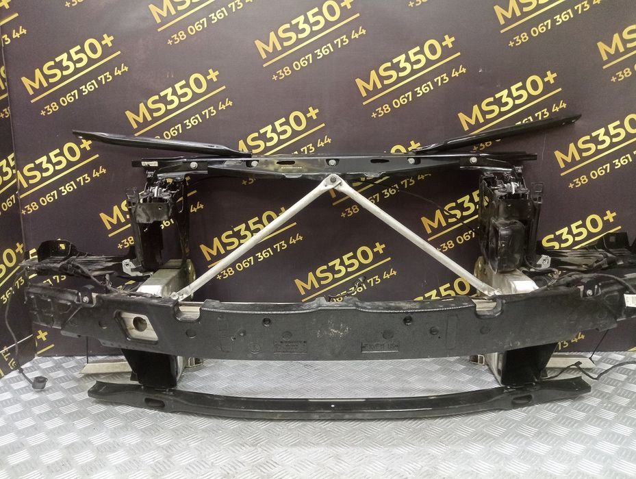 Панель передня BMW F10 535i hybrid БМВ Ф10 Гібрид телевізор передняя