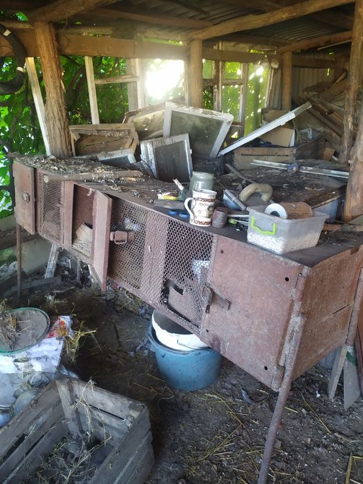 Продам кролятники.