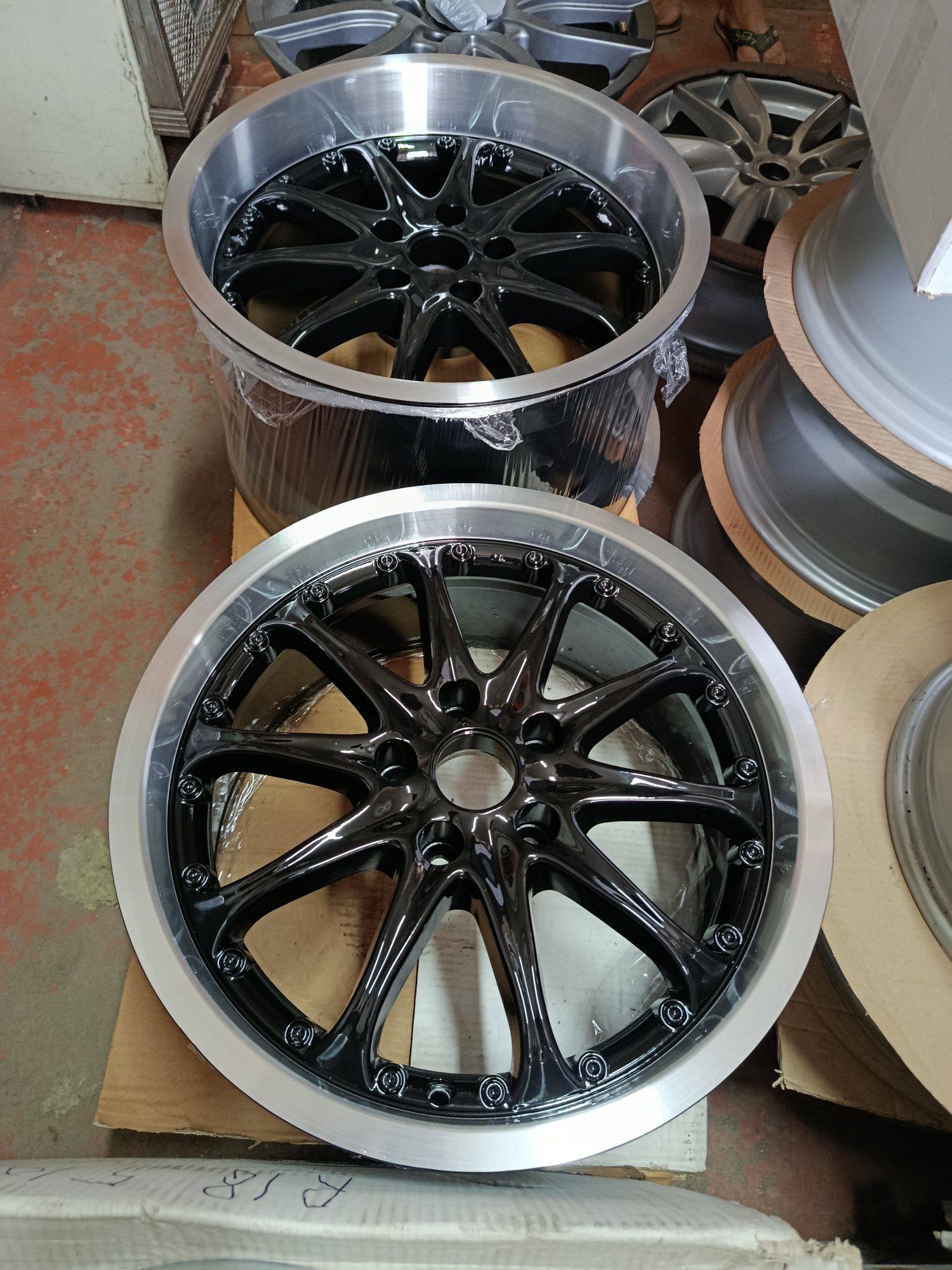 R17. Диски Різноширокі Мерседес. VAG. BBS. AUTEC, RH