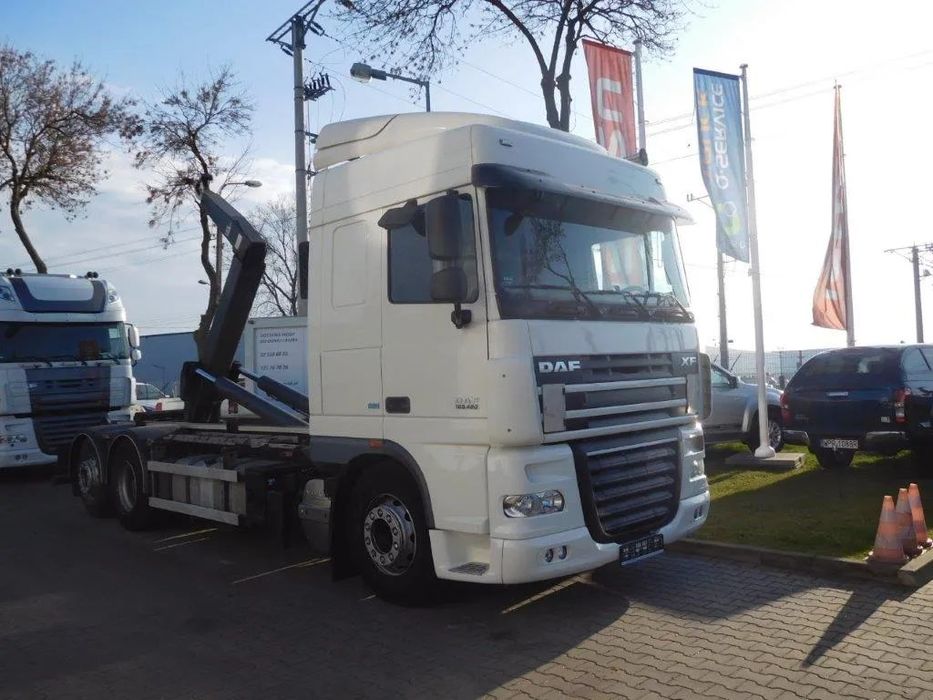 DAF XF105 HAKOWIEC  HAKOWIEC oryginalny, AUTOMAT, bezwypadkowy, oś skrętna, FV23%, klima p