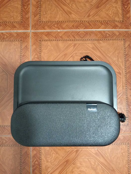 Aspirador Robô Roomba 105 Combo Auto!