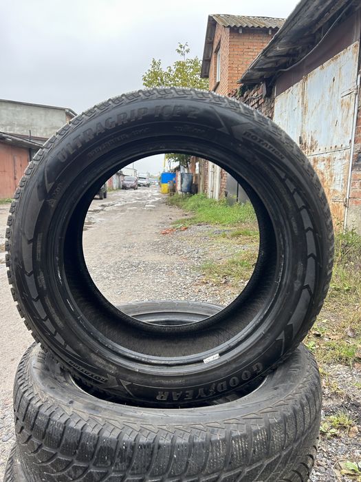Goodyear ultragrip ice 235/55/18 3шт. Гарний стан