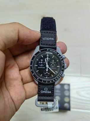 Swatch x Omega Bioceramic Moonswatch Mission to the Moon SO33M100
