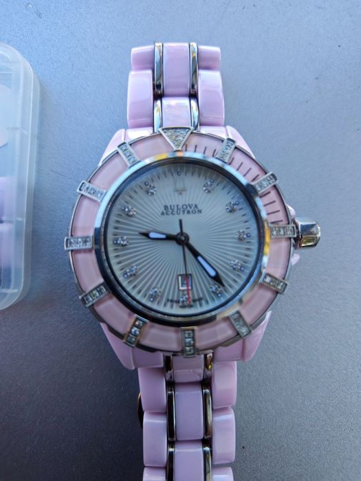 Часы  Bulova Acutron 28R14 Mirador Pink 50 Diamonds