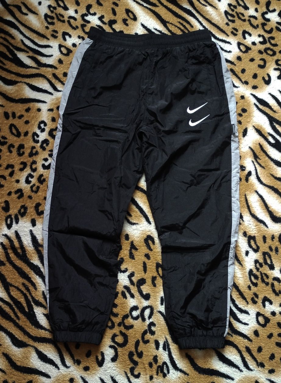 Штани Nike swoosh ( спортивні, брюки )