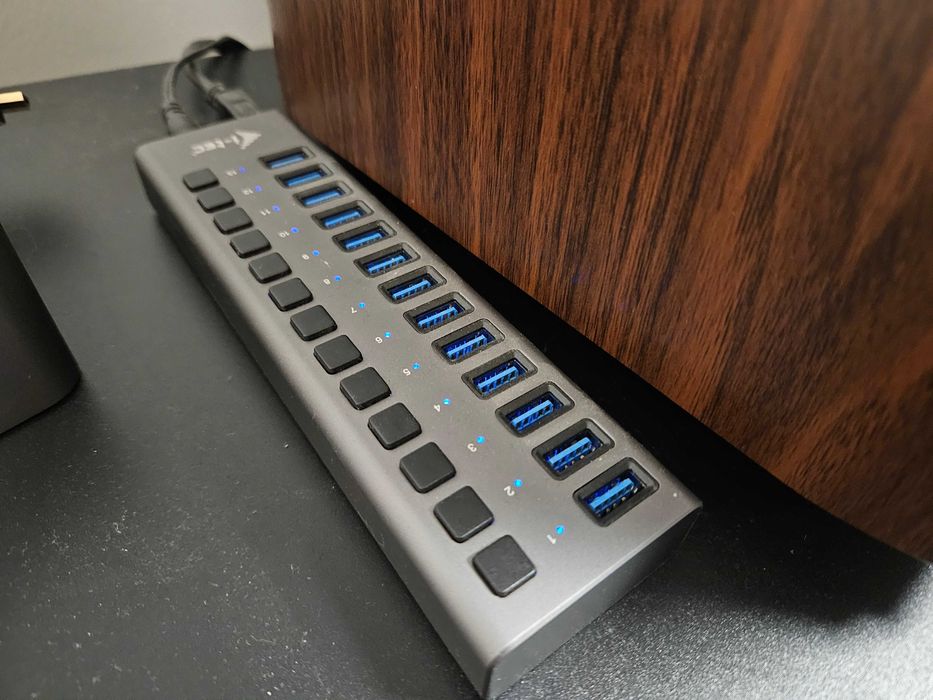 i-tec USB 3.0 Charging HUB 13 portów z wyłącznikami