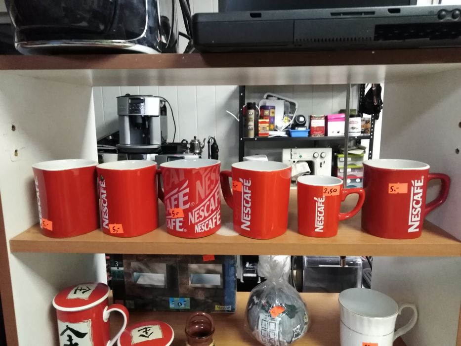 Zestaw kubków Nescafe 5plus1.