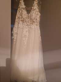 Suknia ślubna typu księżniczka +welon i halka